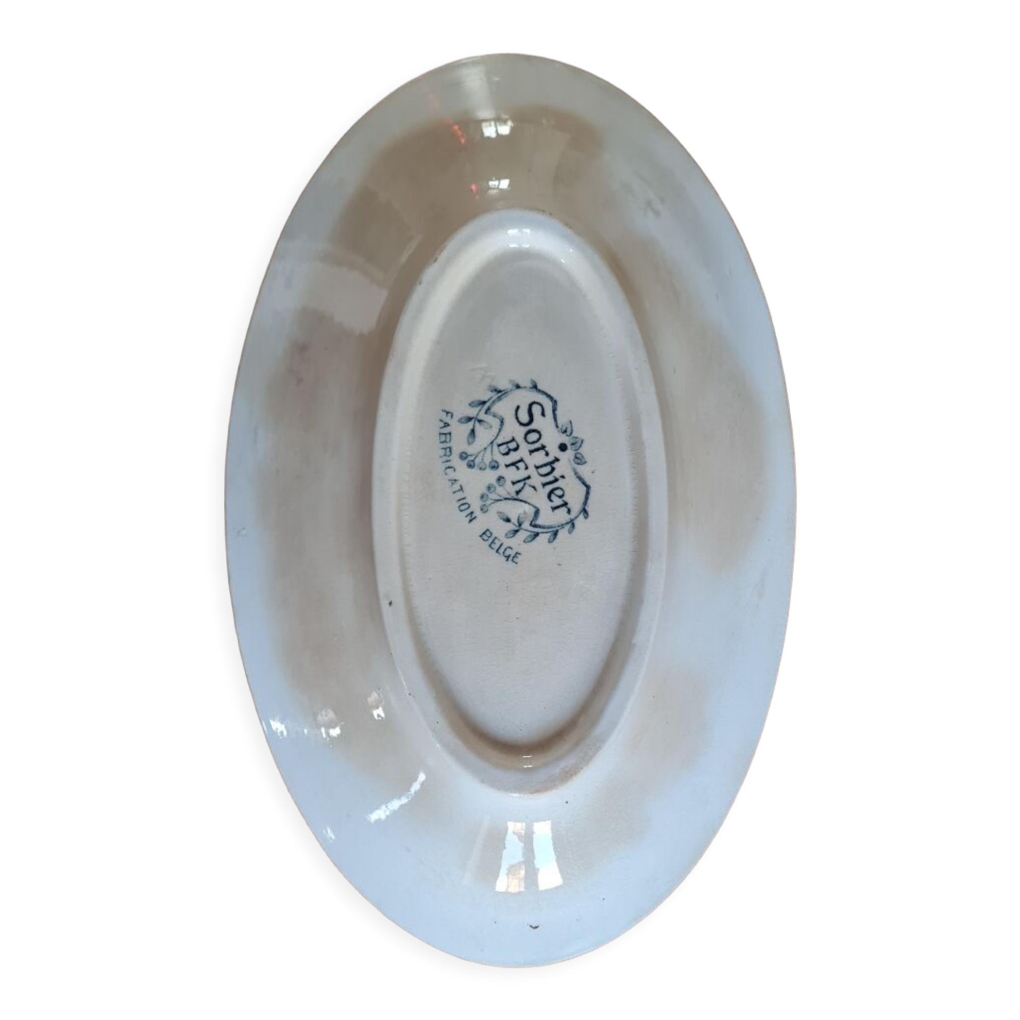 Oval serciviate dish