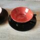 Lot de 6 tasses à thé ou café des années 50, tasses de couleur, sous tasses noires