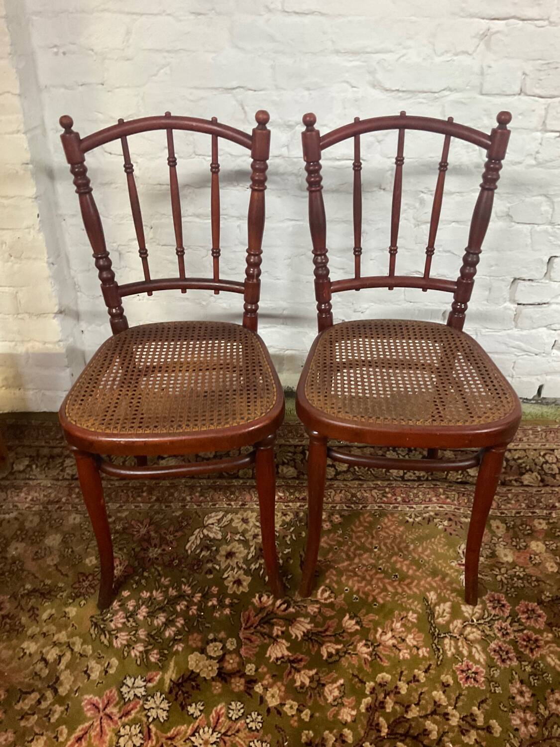 Paire de chaises bistrot Thonet estampillées