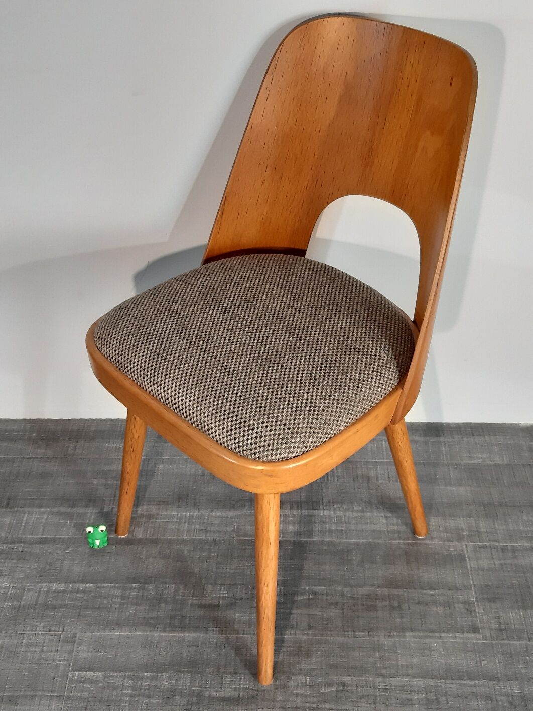 Set 4 chaises TON 515 en hêtre par Oswald Haerdtl 1955