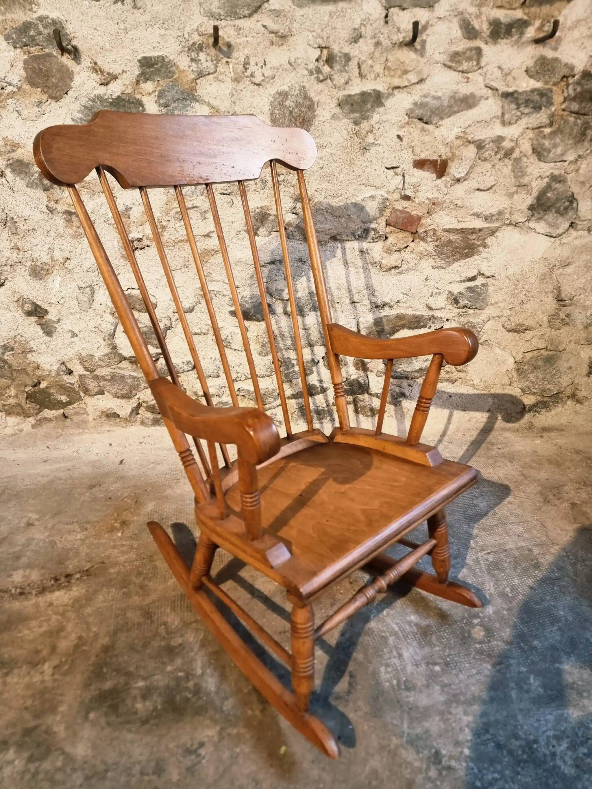 Vintage French Beech Rocking Chair – Mid-20th Century Windsor Style