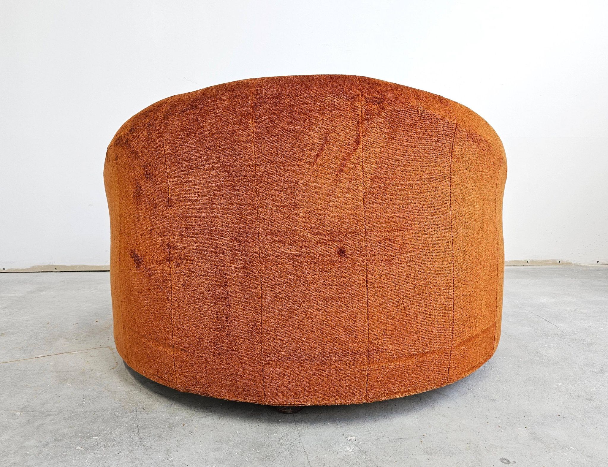 Round armchair in the style of Pierre Paulin, oversized pouf, velvet.