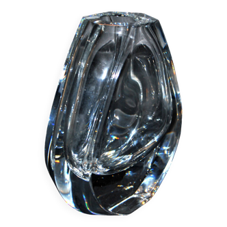 Neptune design vase in baccarat crystal signed designer thomas bastide 1988