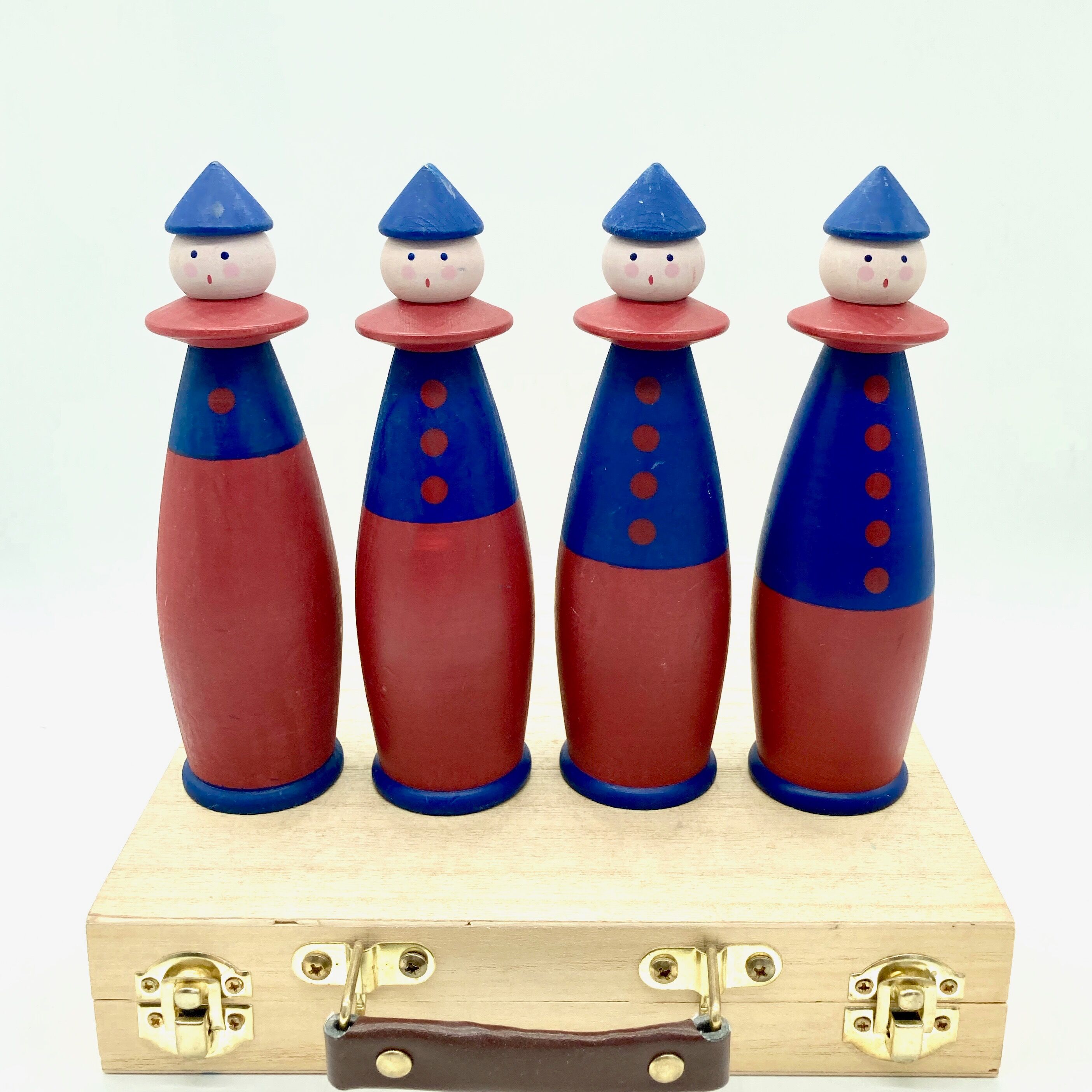 Quilles en bois lutins