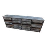 Garage or workshop furniture with drawers in cans
