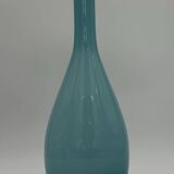 Vase bouteille verre doublé bleu
