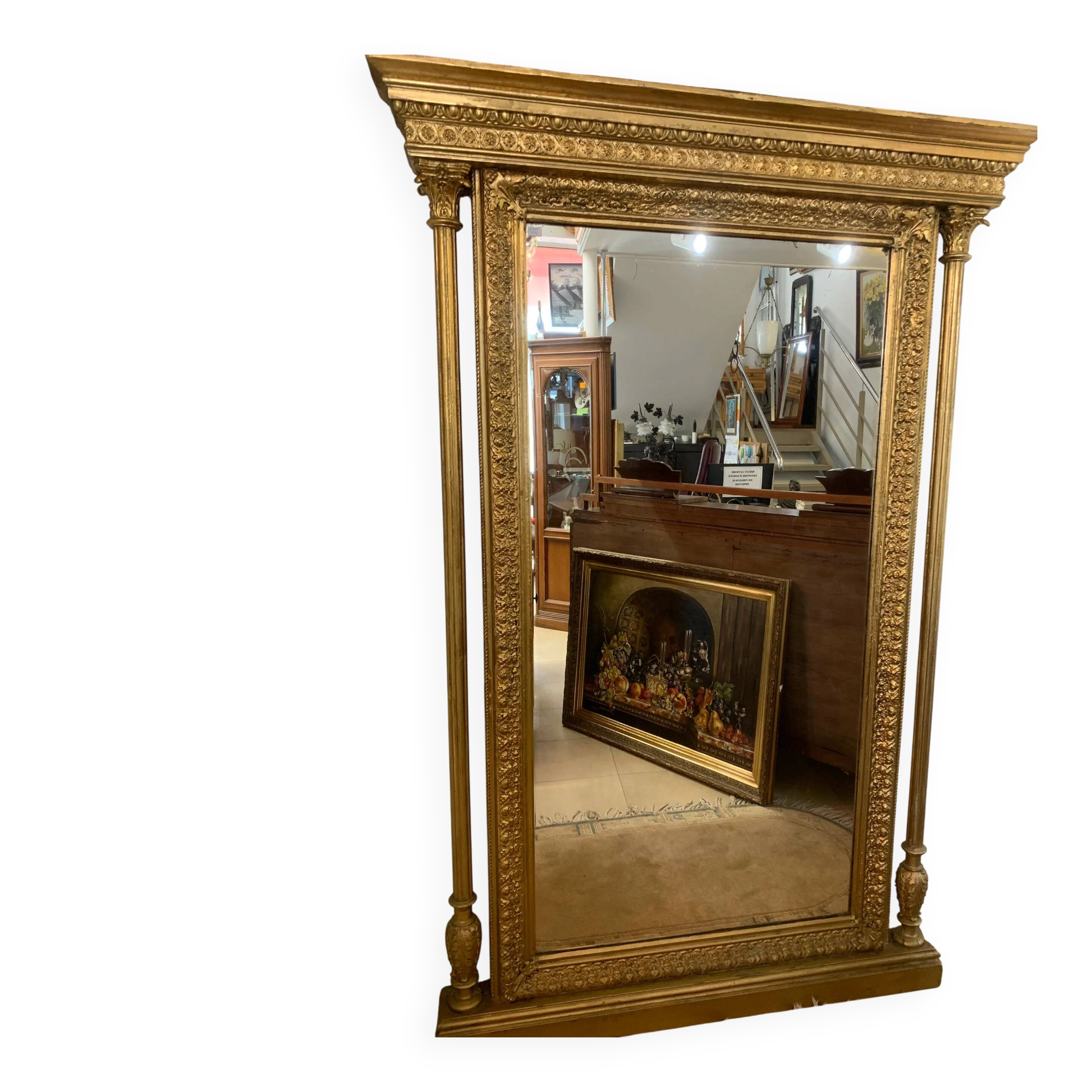 Miroir éclectique XIXe siècle, cadre en bois sculpté et doré