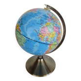 Globe  terrestre : mappemonde   en  métal
