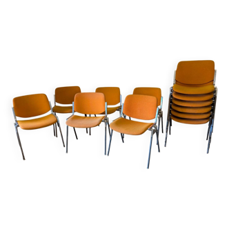 Lot 12 chaises Castelli DSC 106