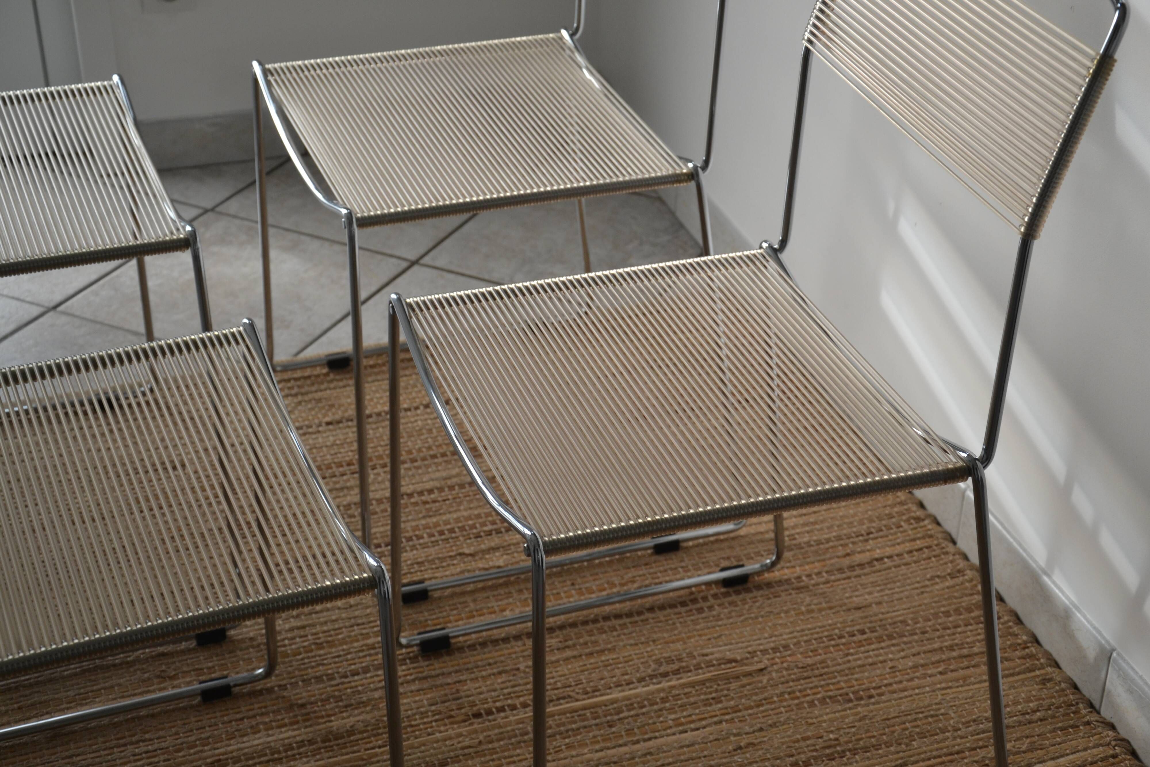 Chaises "spaghetti"  Italie Giandomenico Belotti 1979