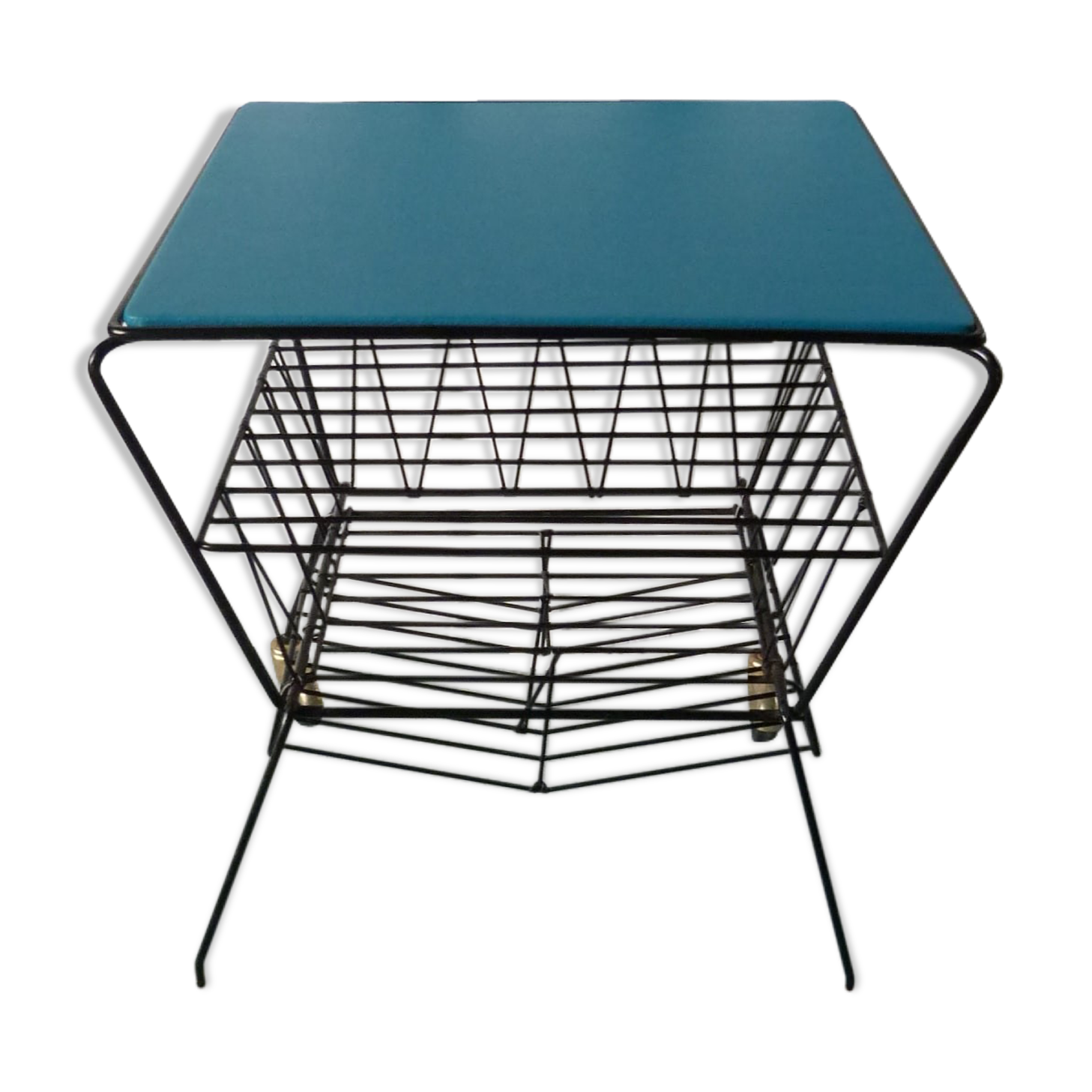 Table magazine table