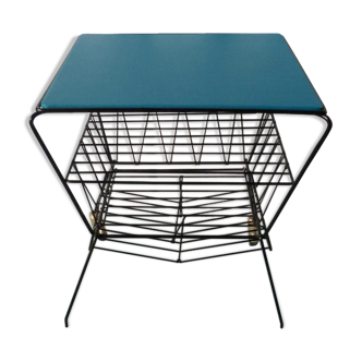 Table magazine table