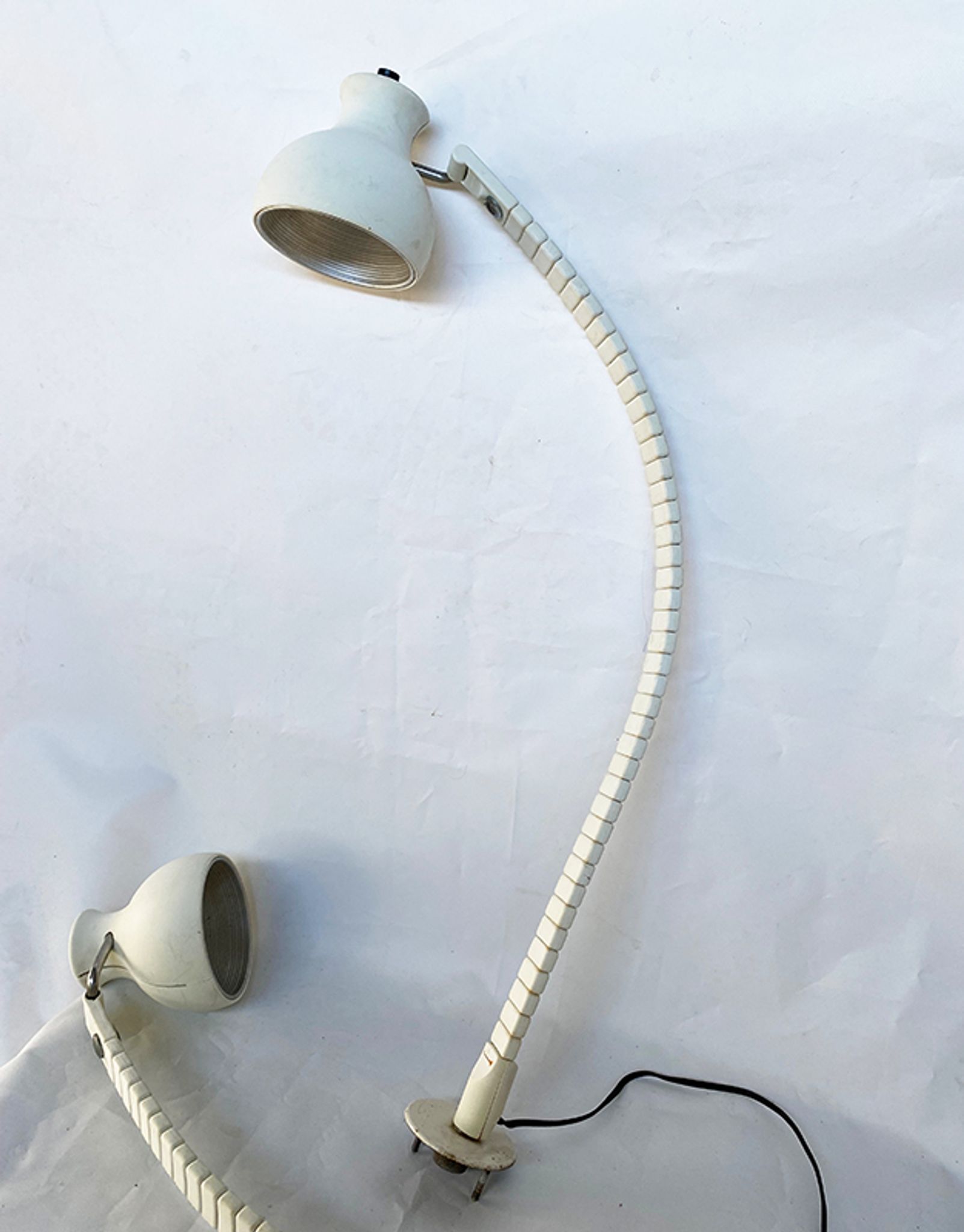 Pair of “flex 659” table lamps by Elio Martinelli