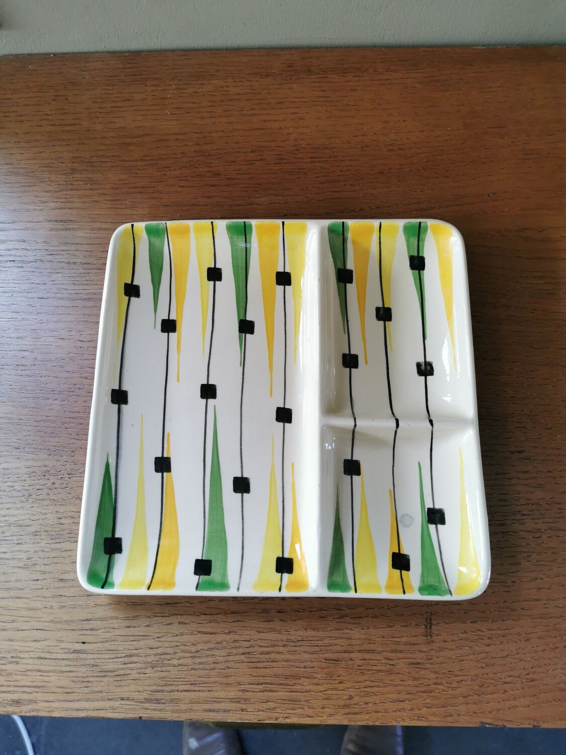 Vintage compartment dish St Clement
