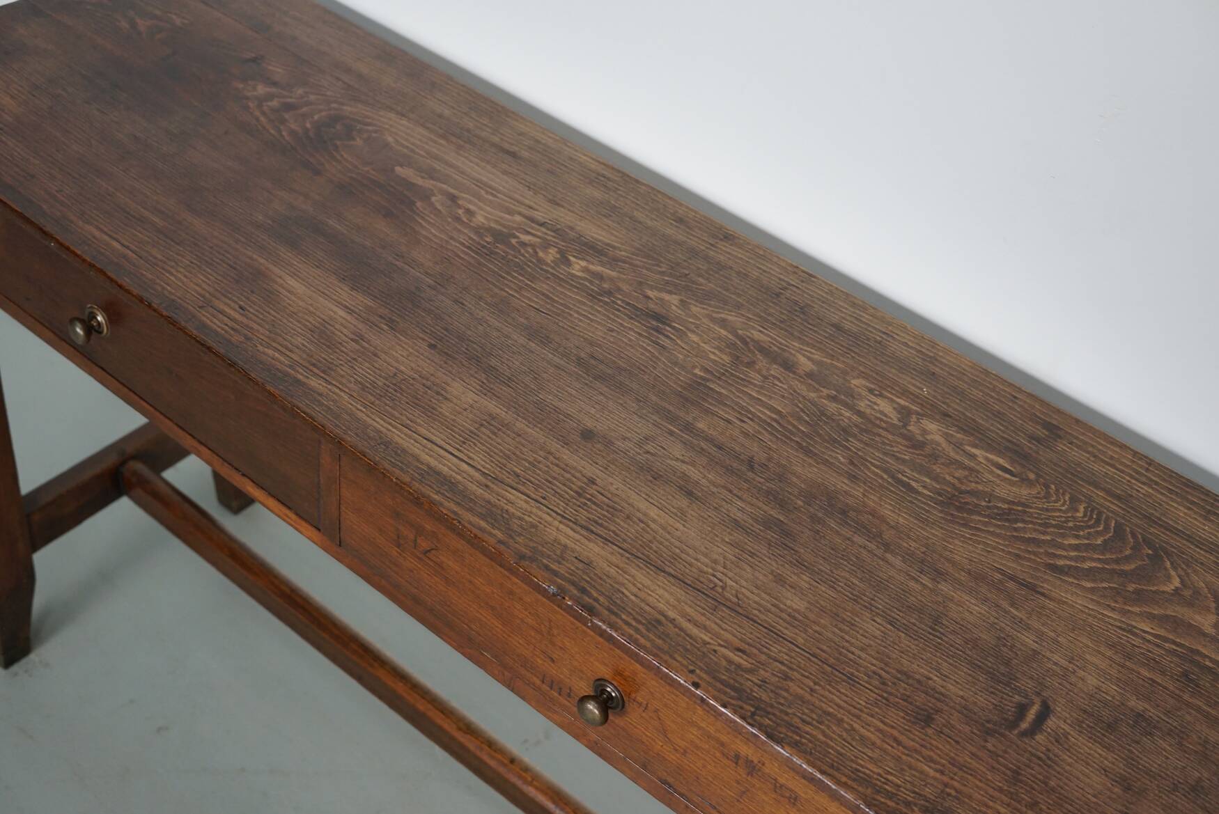 Antique French Rustic Farmhouse Elm Side Table, Early 20th Century