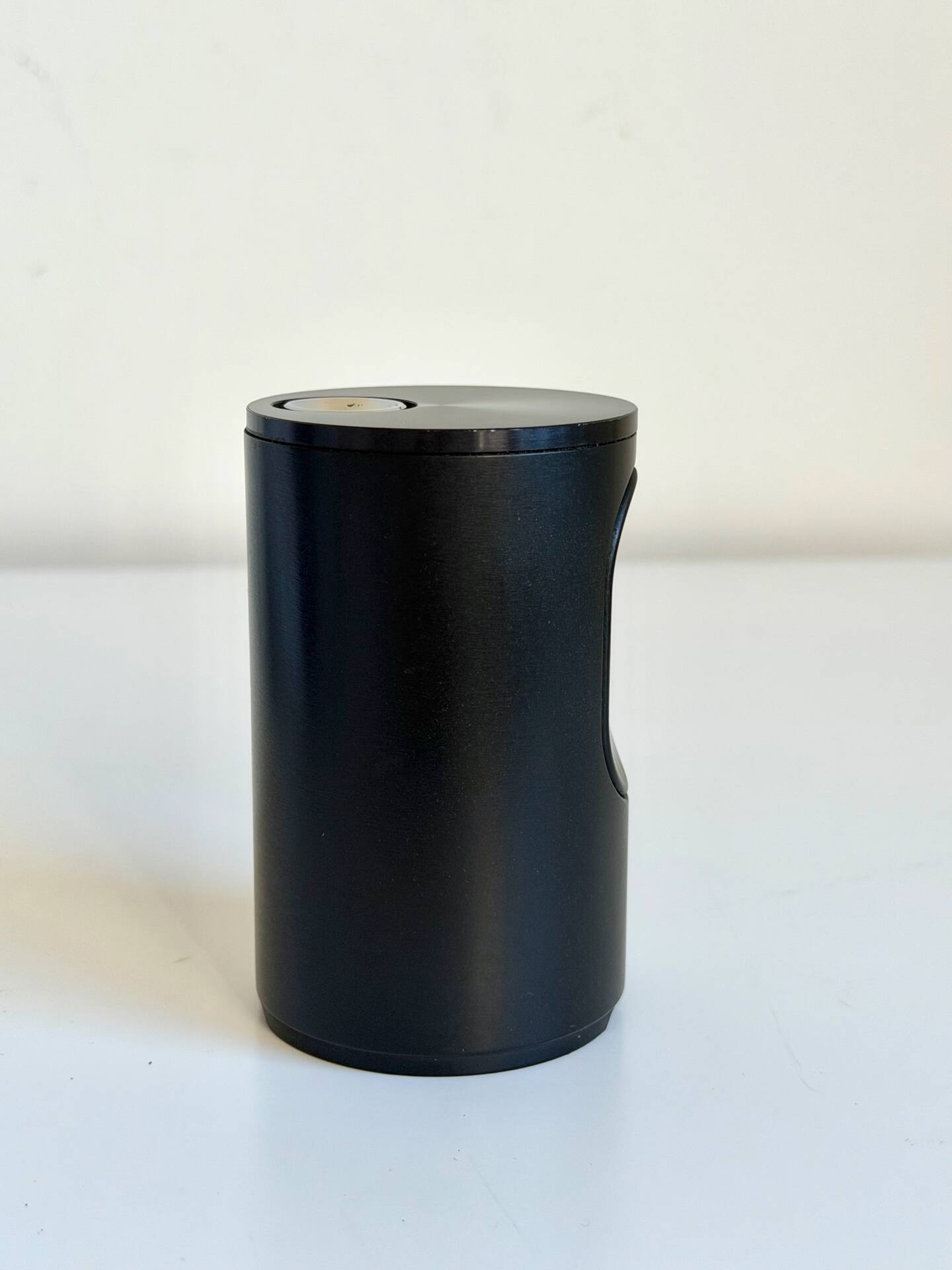 Black Metal Table lighter T2 AM designed by Dieter Rams for BRAUN AG V