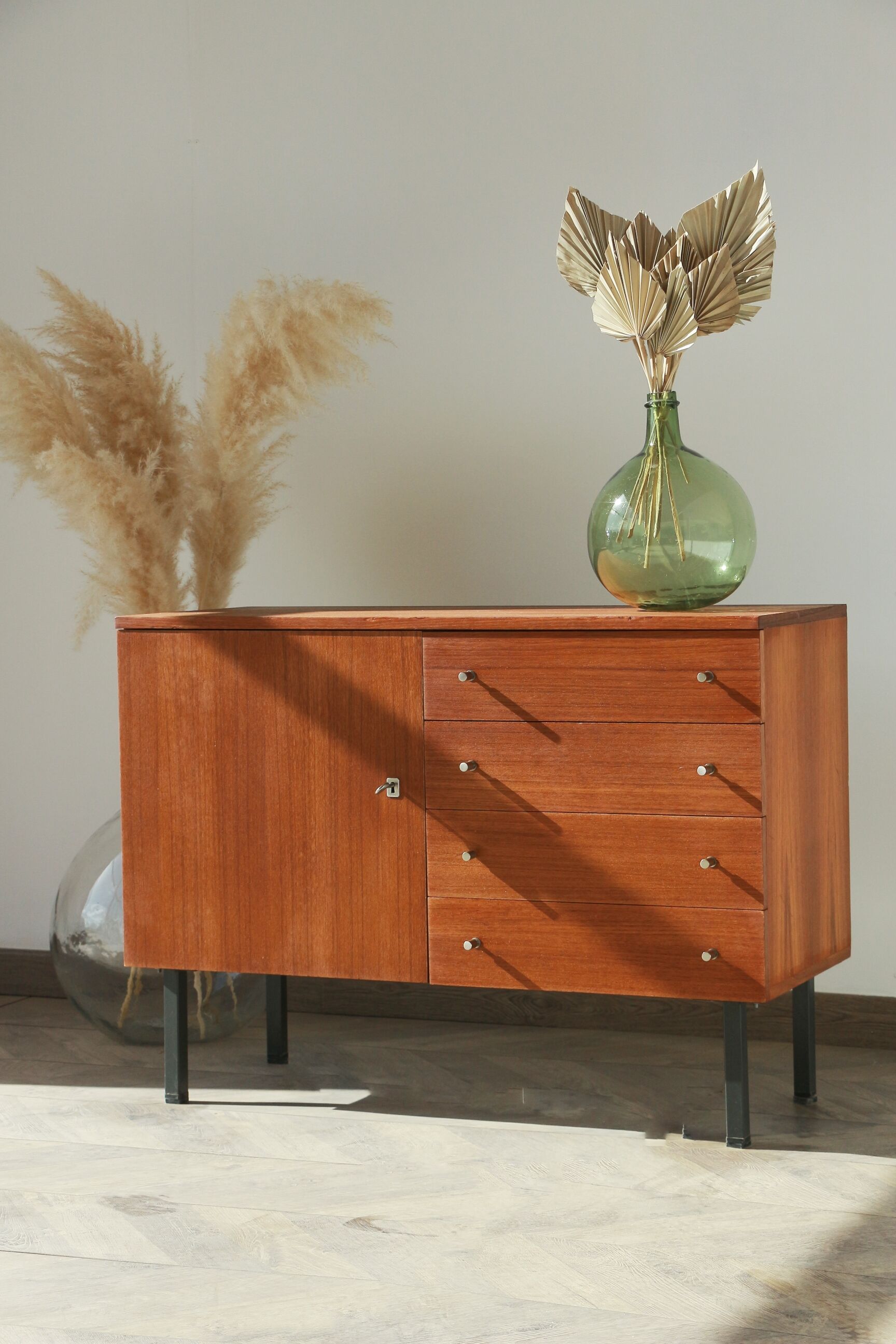 Commode / Scandinavian sideboard - Extra furniture - 4 drawers 1 door