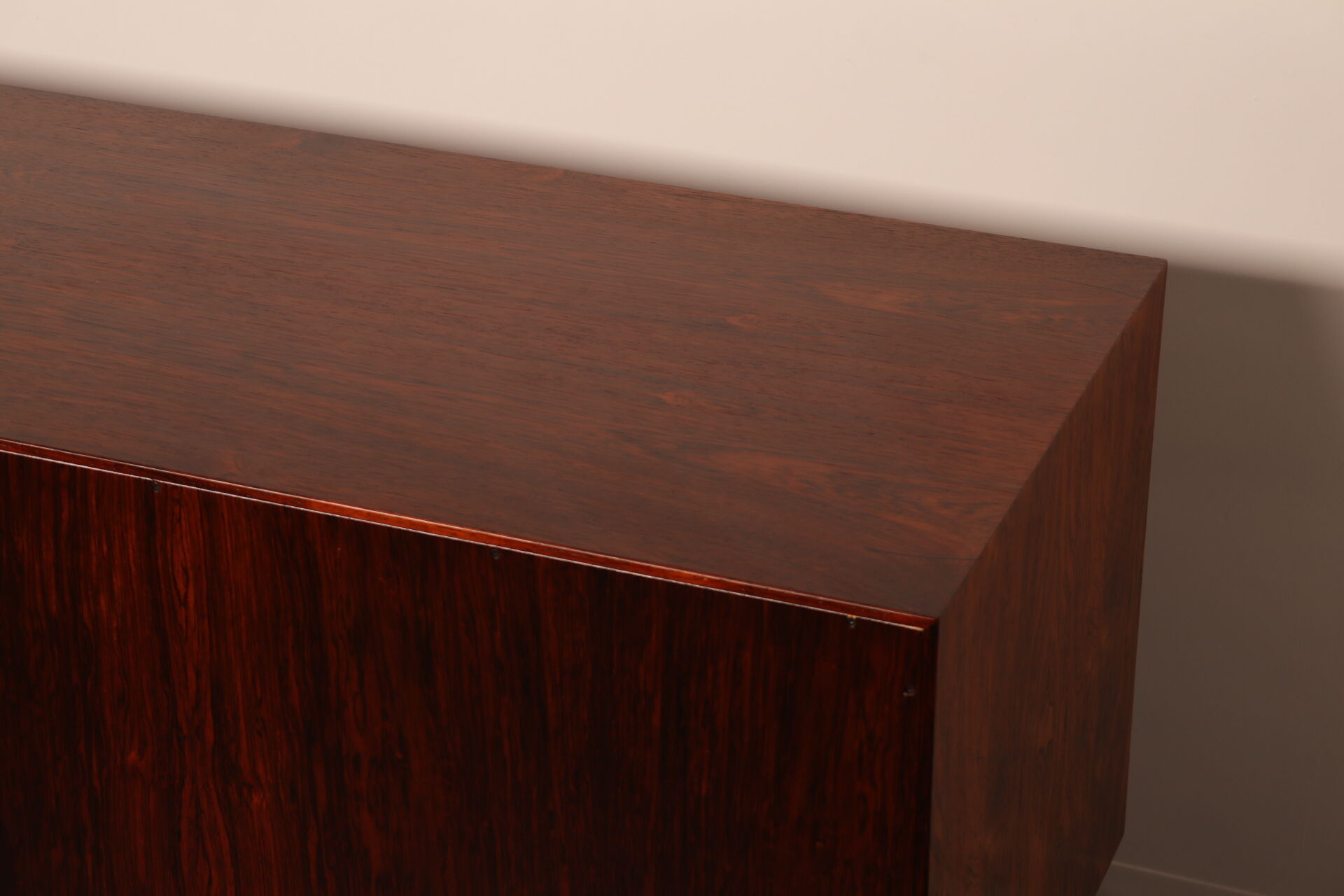 Sideboard in rio-rosewood by Gianfranco Frattini for Bernini - Italy - 1960's