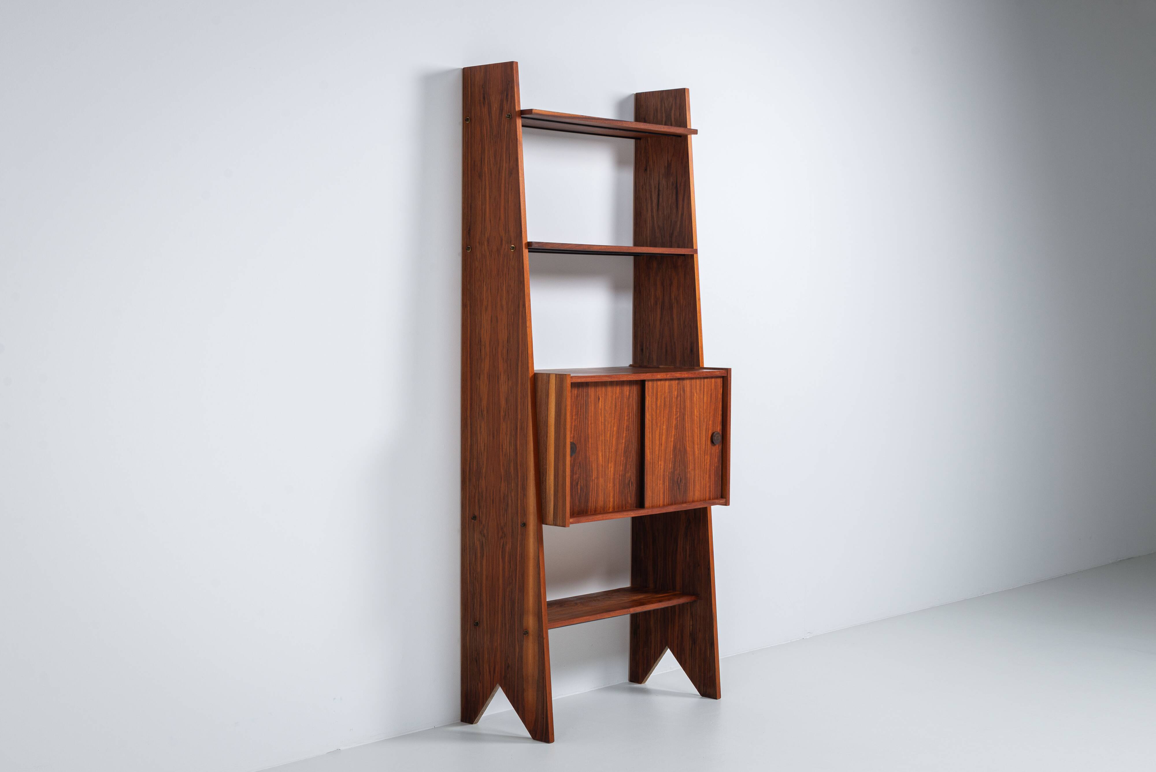 Italian bookcase with three shelves and storage