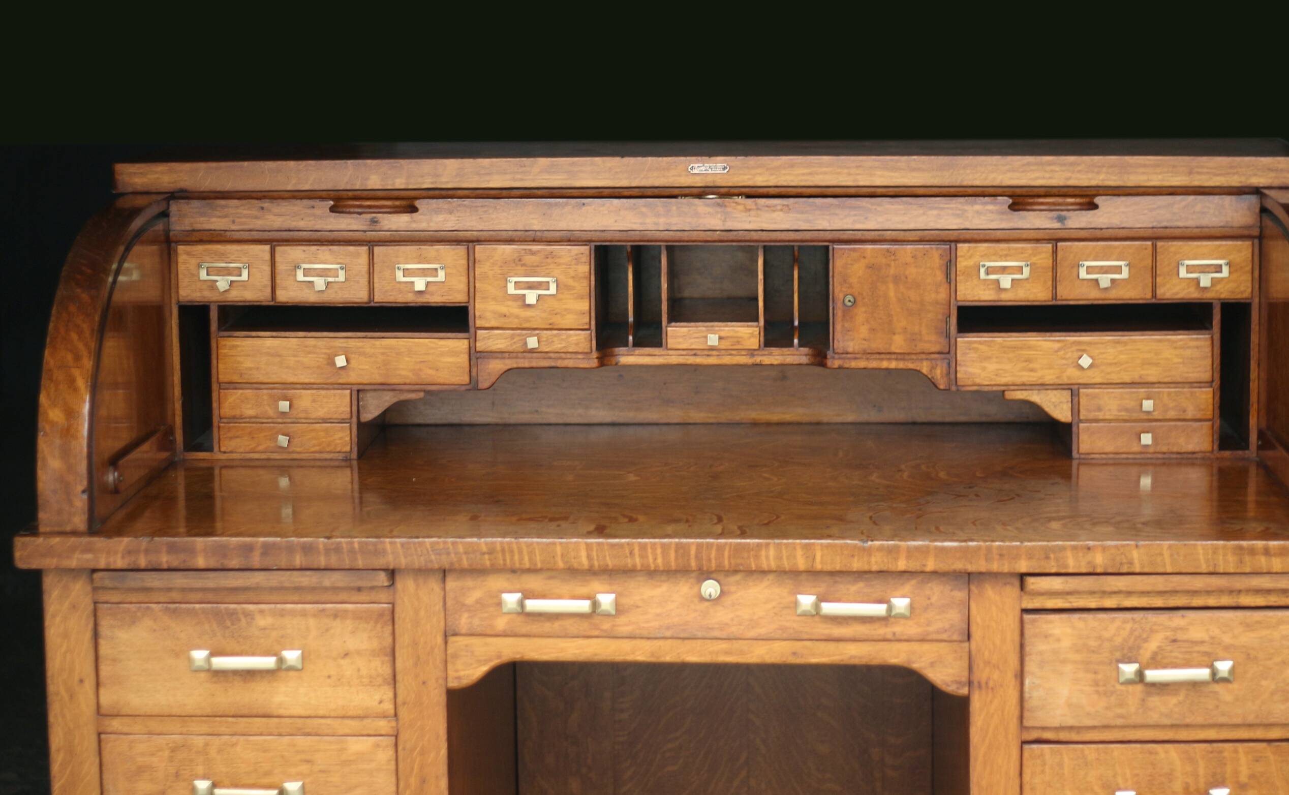 Exceptional: cosmos american desk (circa 1900). superb model.