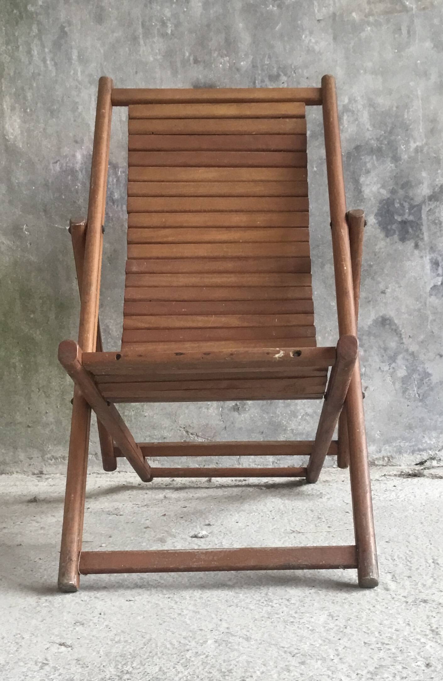 Vintage teak children's chaise longue