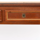 Bureau plat de style Louis XVI