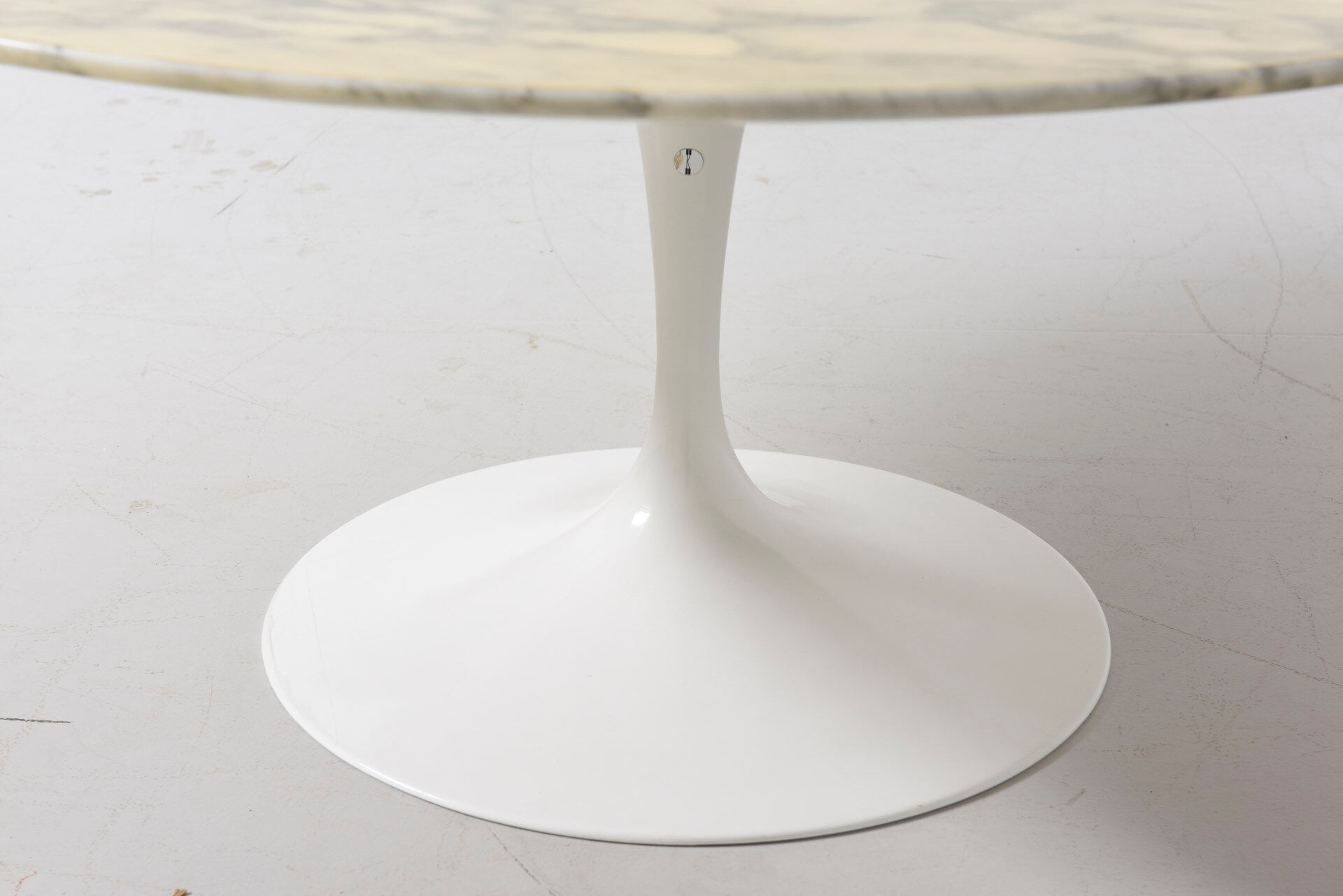 Table basse Saarinen Knoll