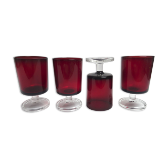 4 Cavalier glasses ruby with white wine