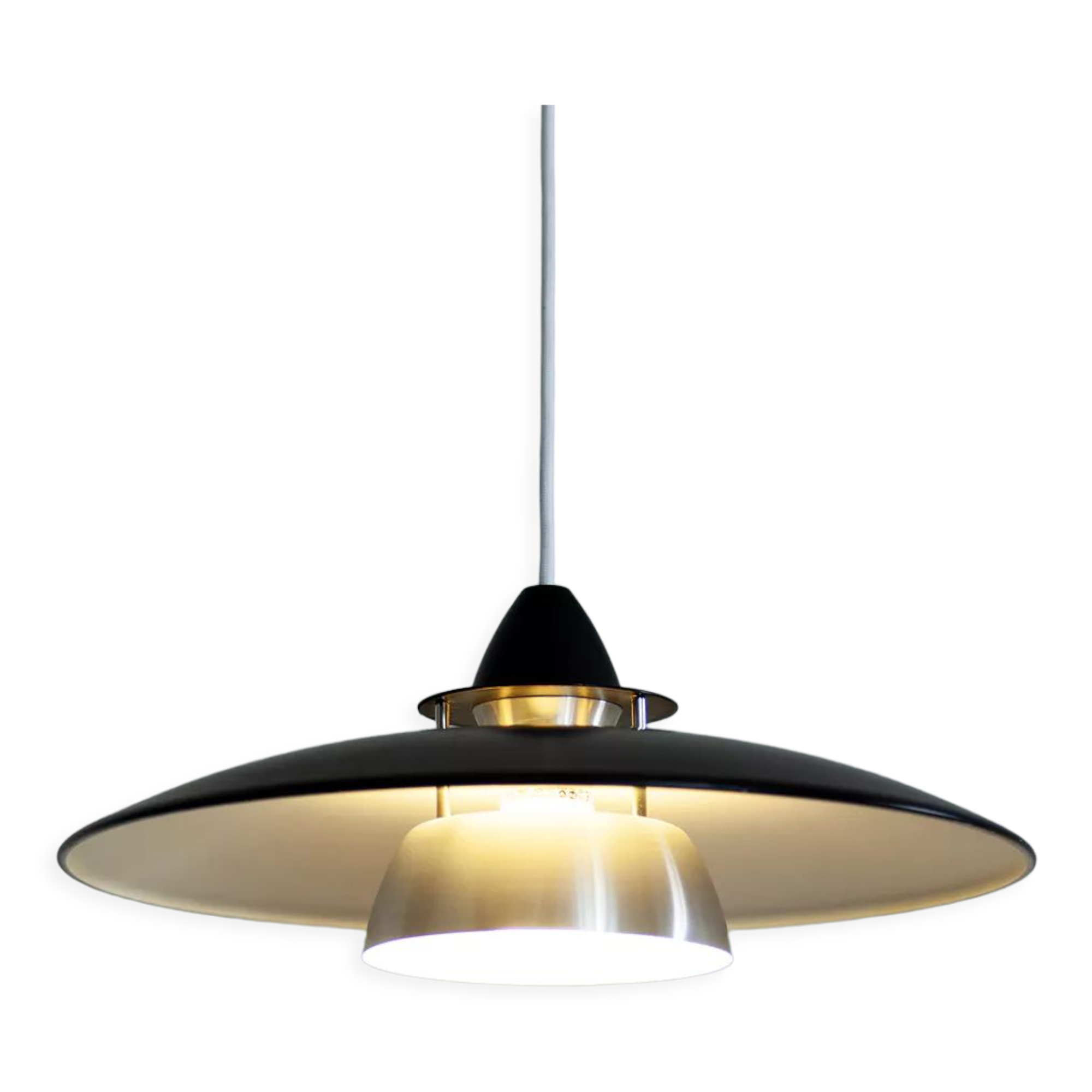 Black scandinavian pendant lamp