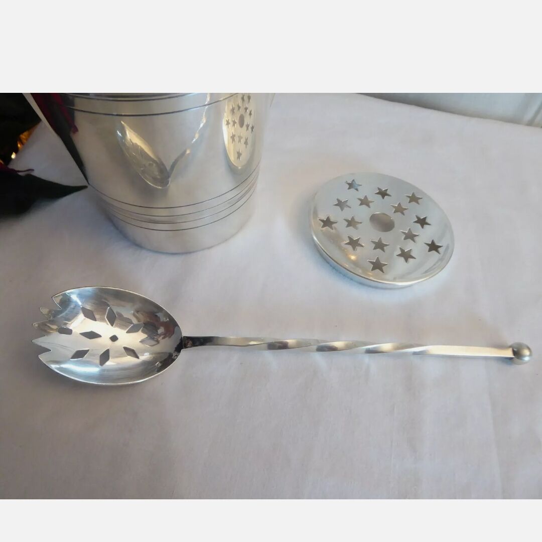 Seau à glace et sa cuillère St Médard en métal argenté