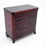 Mahogany chest of drawers, Northern Europe, circa 1860.