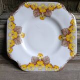 Set of two Caversham trios (cup, saucer and squared plate) , England, 1940s