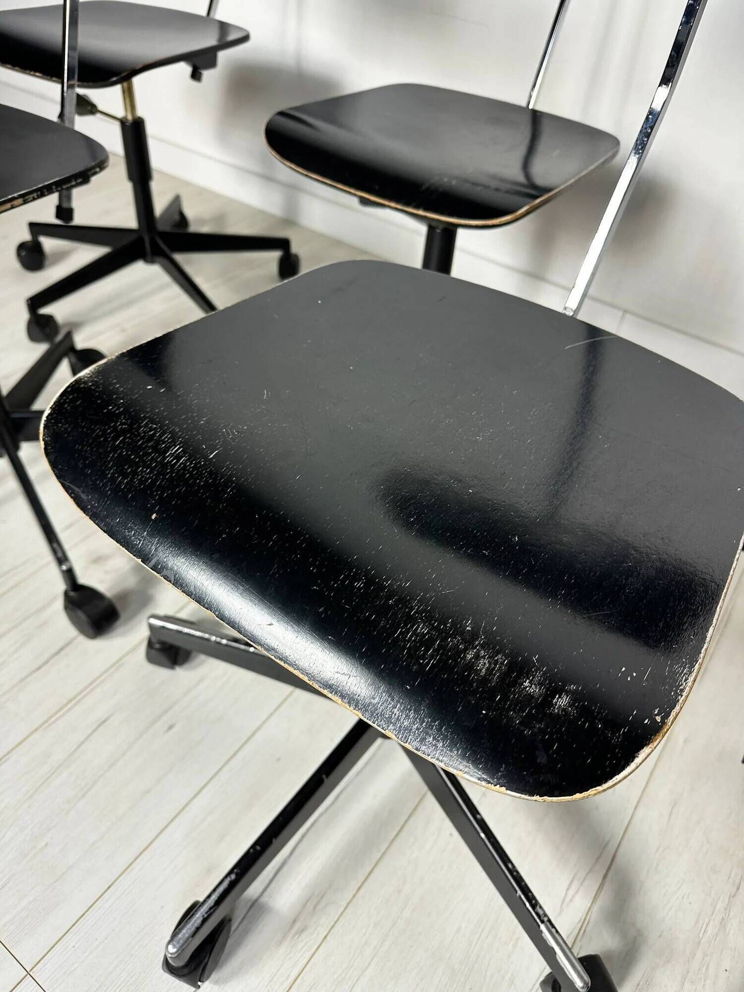 1/6 1950s vintage black architect desk chair by Jørgen Rasmussen for Labofa