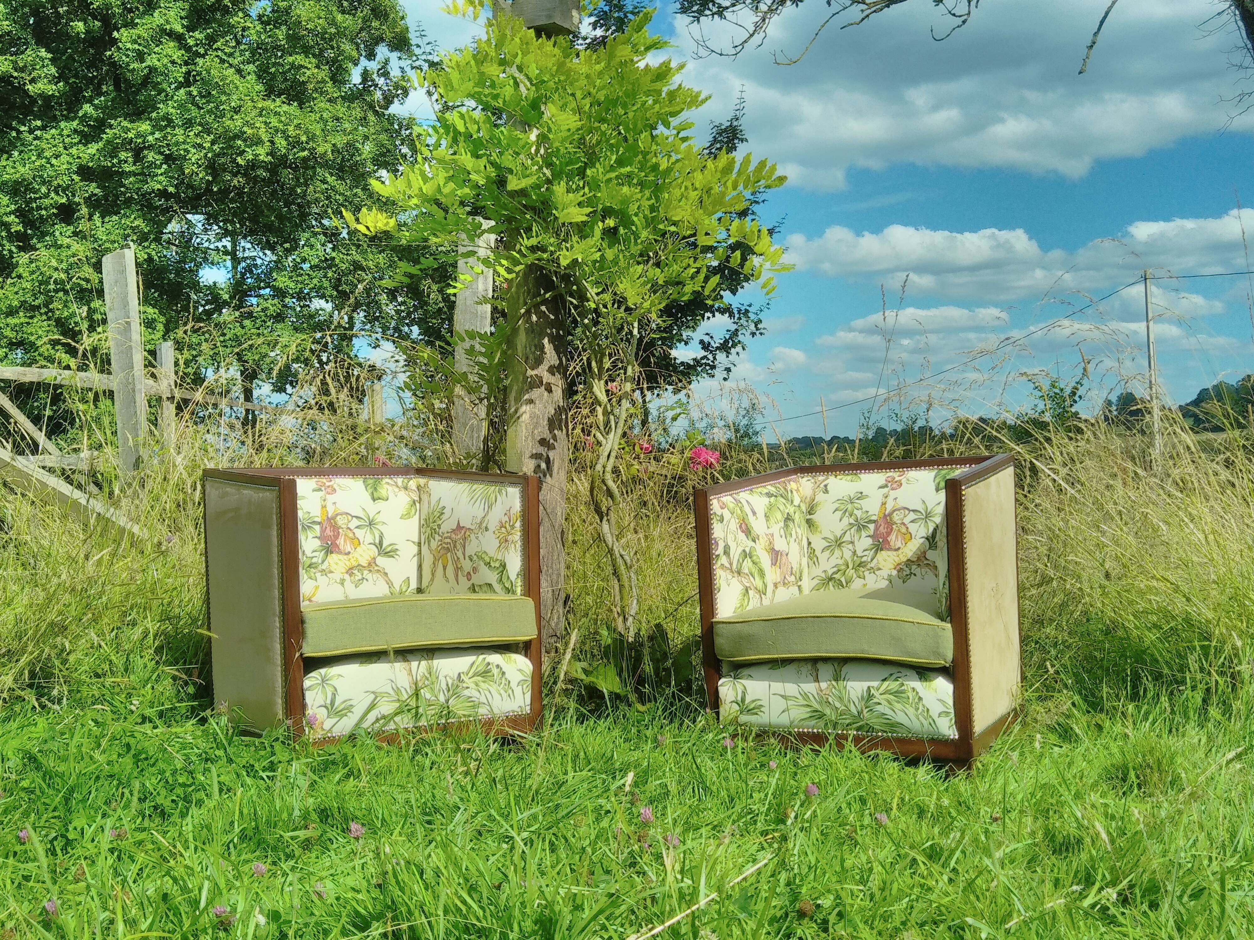 Paire de fauteuils art Deco