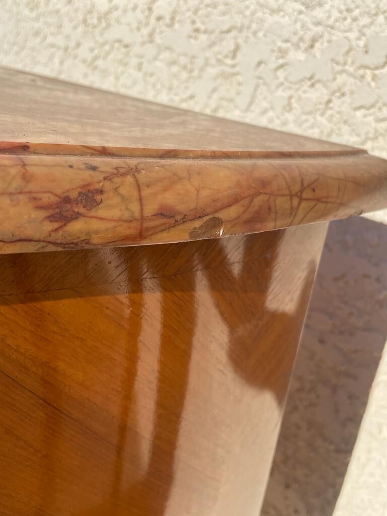 Commode en bois de rose