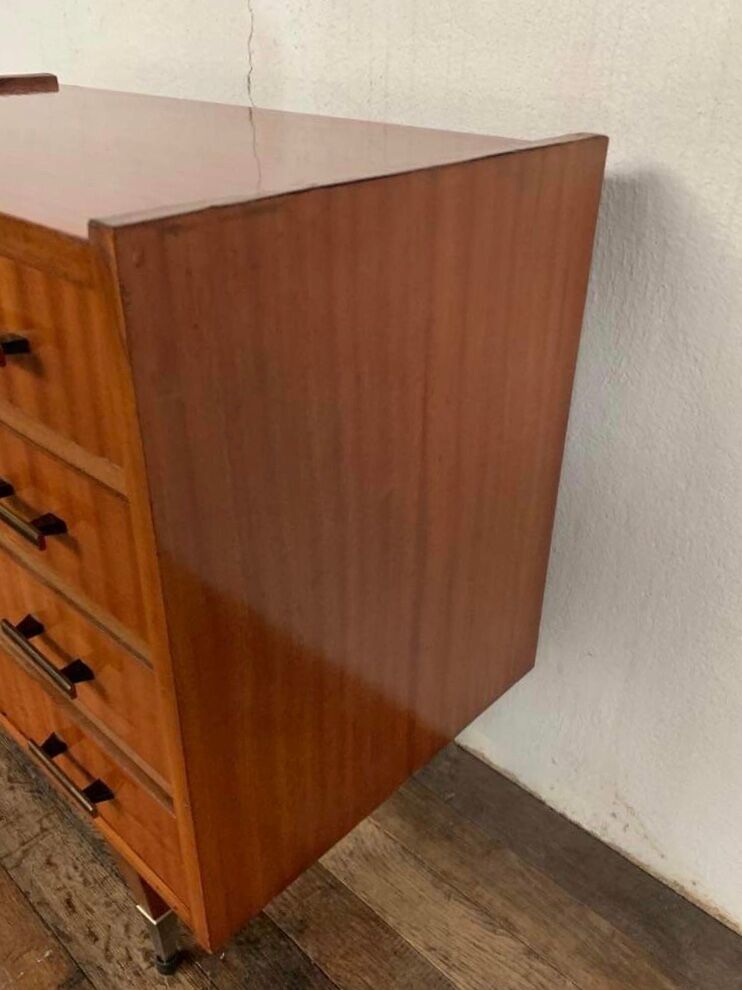 Vintage chest of drawers with 4 drawers handles bakelite feet spindle year 1960