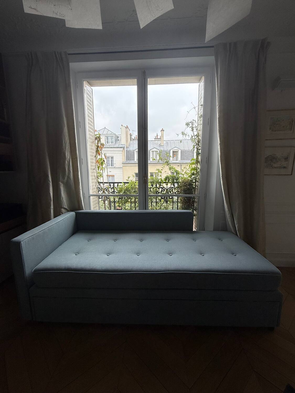 Convertible chaise longue sofa