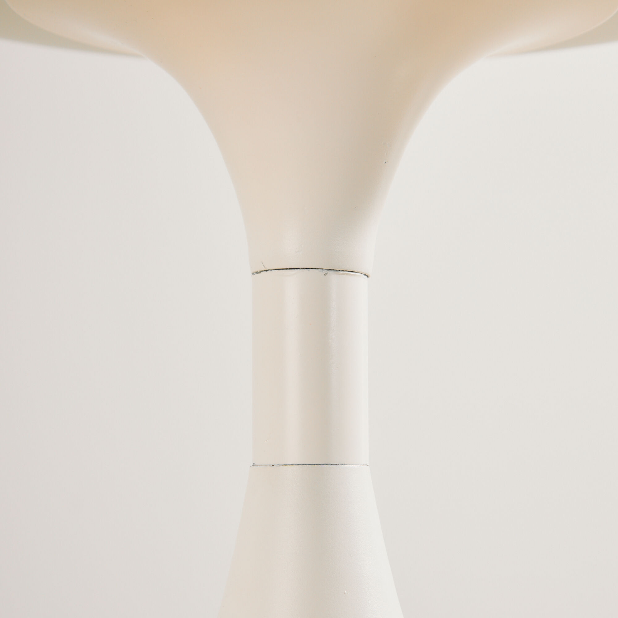 Hungarian table lamp by Iraklisz Kosztandinidisz