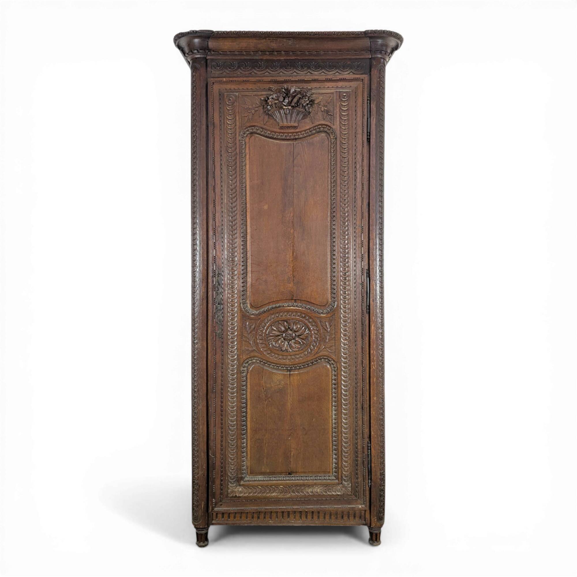 Carved bonnetière from the Pays de Bray from the 19th century.