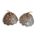 Pair of mother-of-pearl suspensions