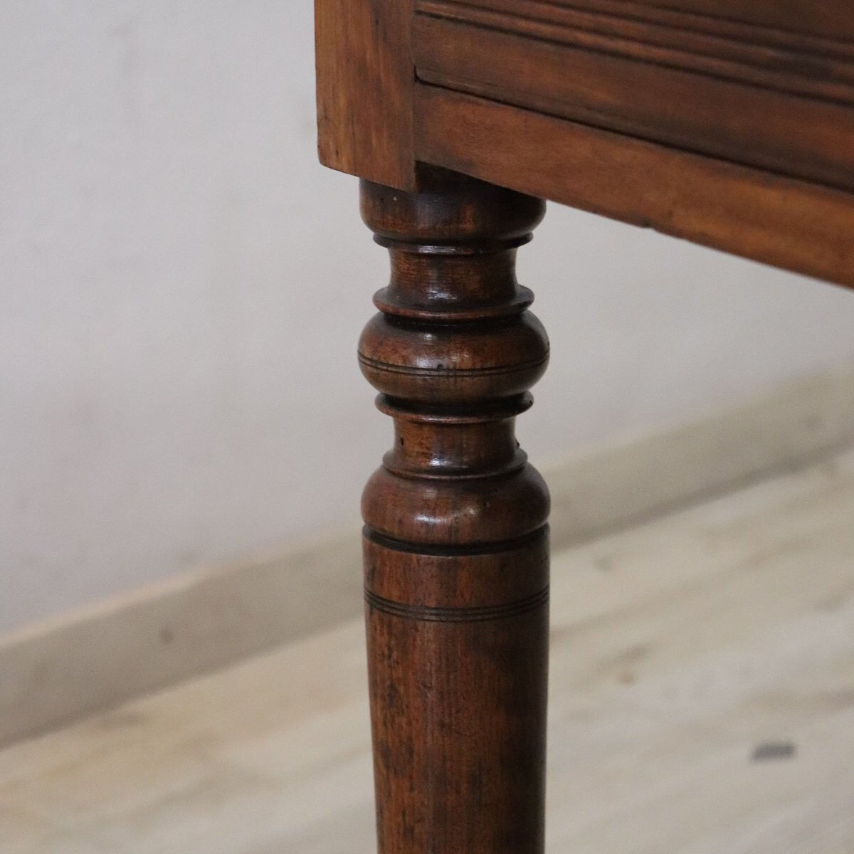 Antique Desk In Walnut, Italy Mid 19th Century, Restored