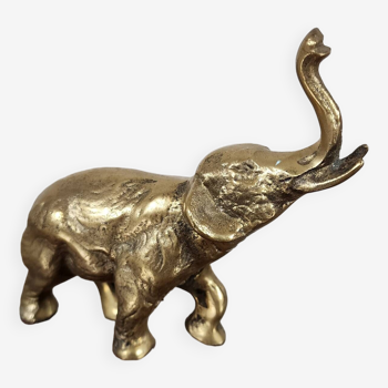 Figurine éléphant en laiton