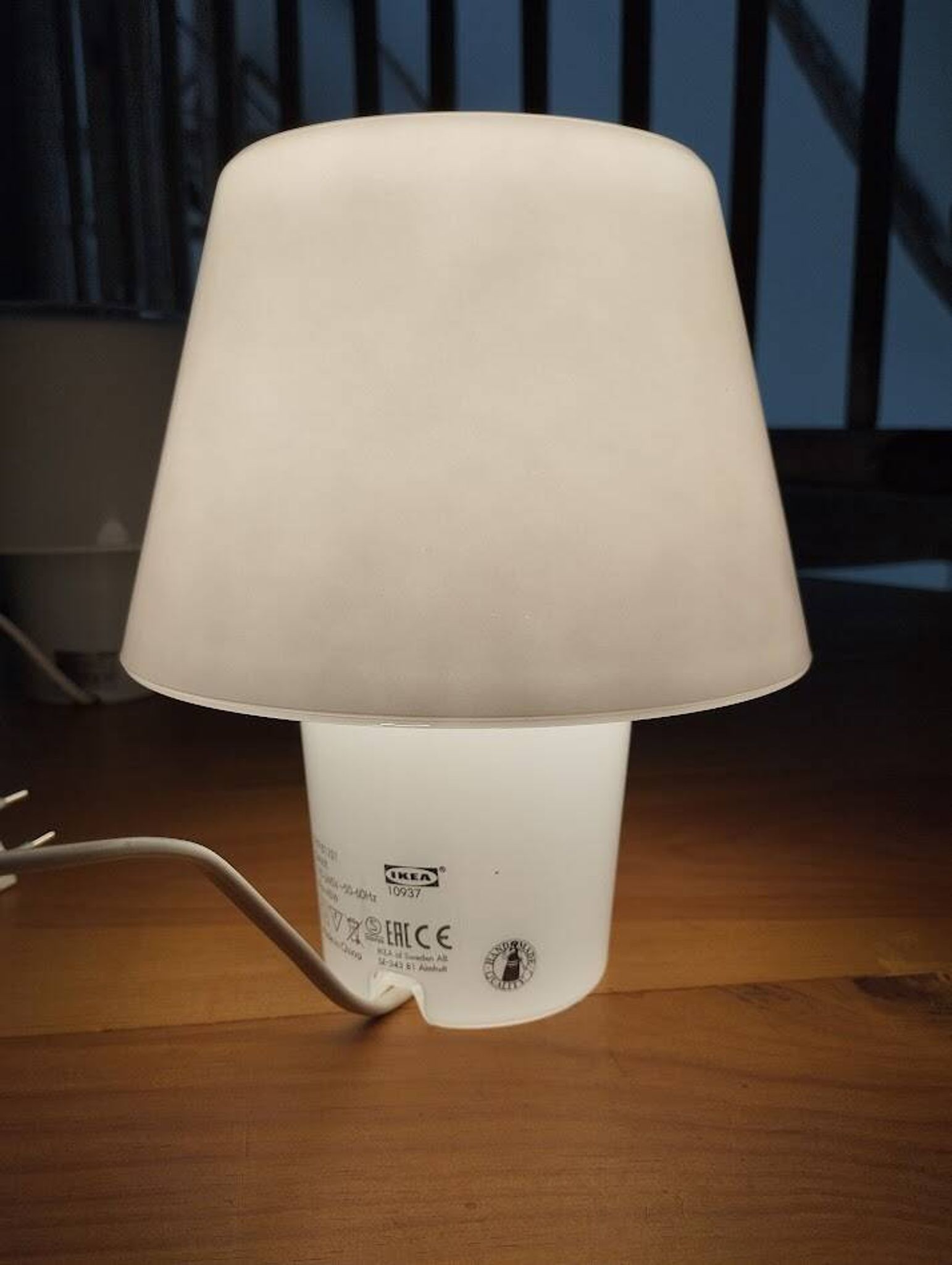 Lampe ikea gavik – blanche – design scandinave