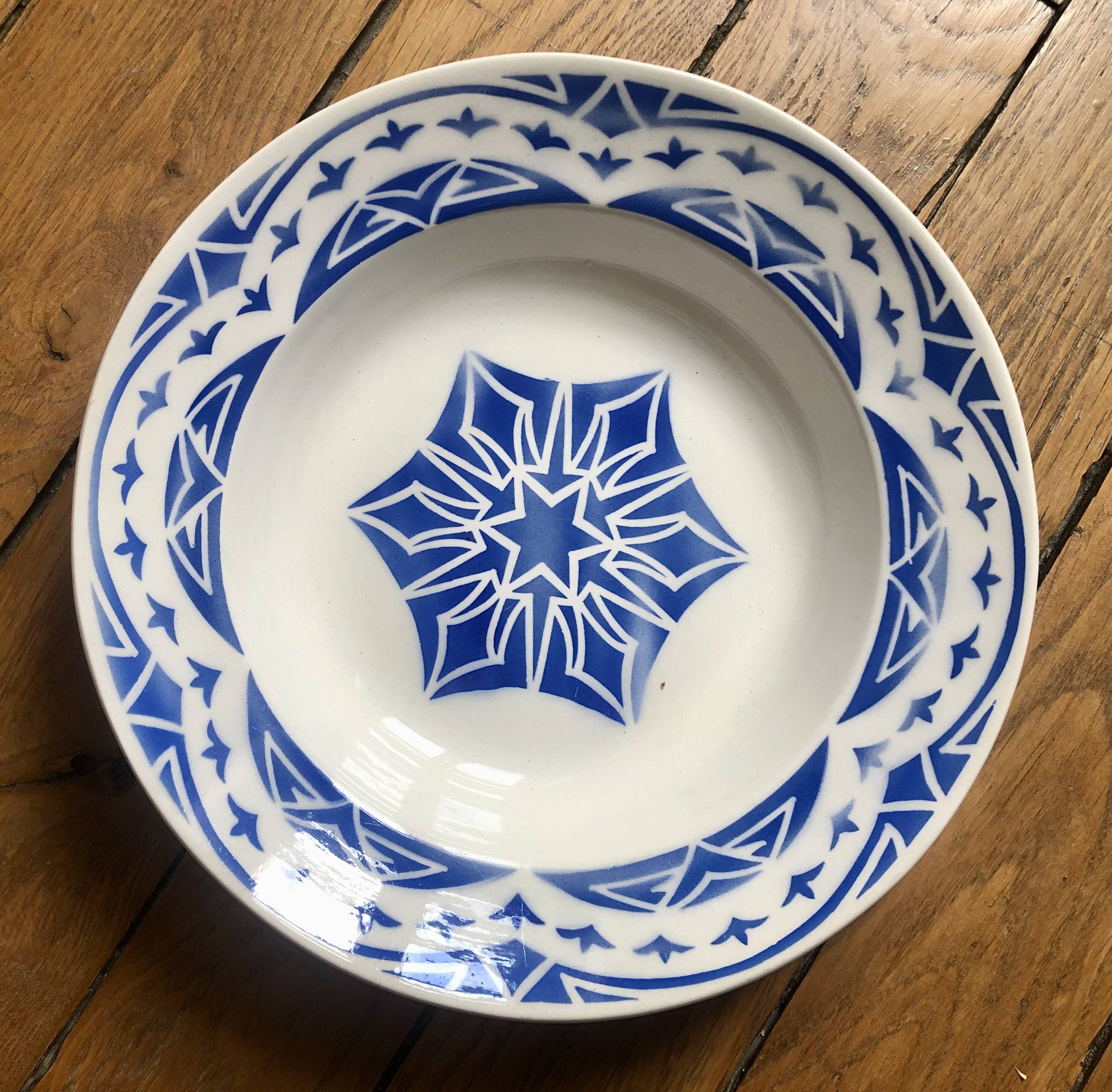 Plat de service creux Sarregumines modèle "Blida"