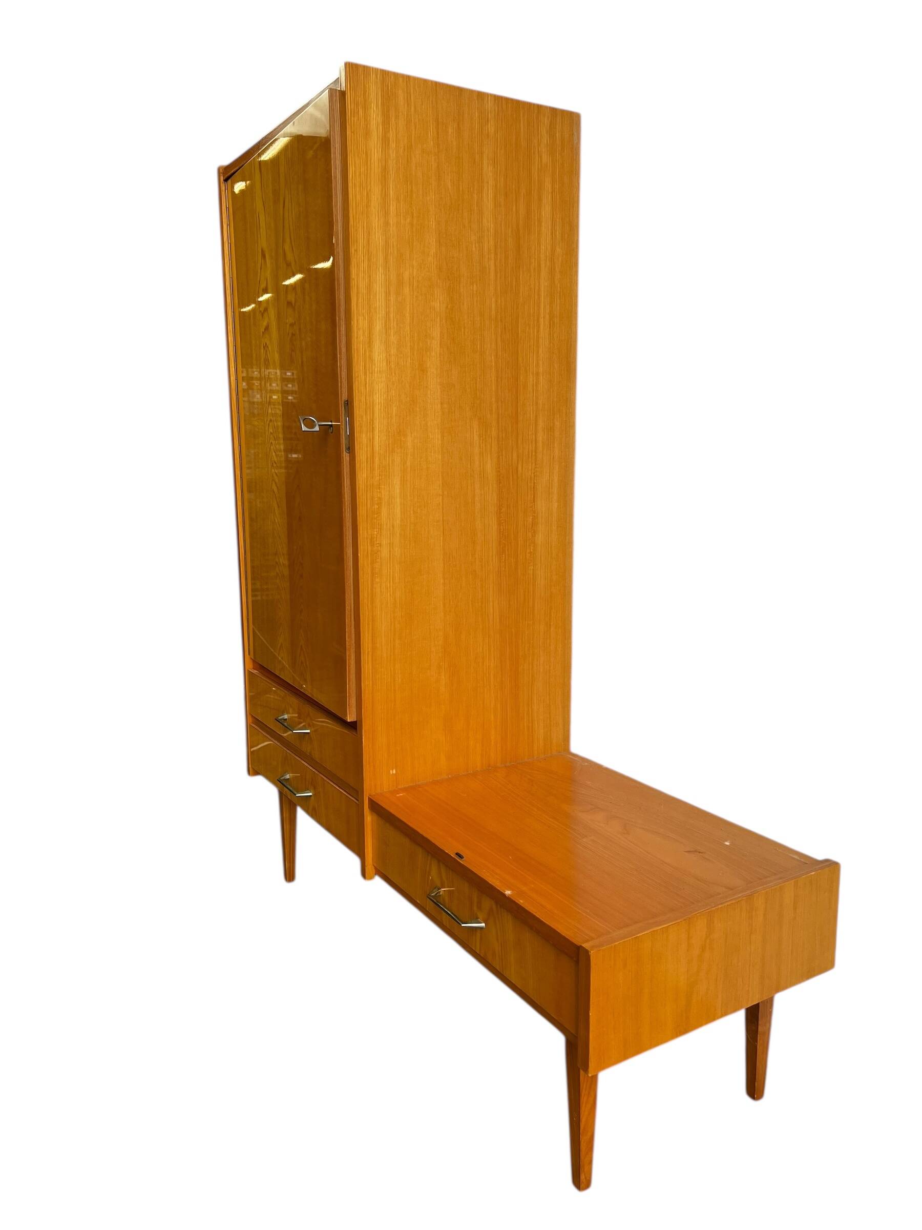 Commode, étagère, armoire d'entrée vintage