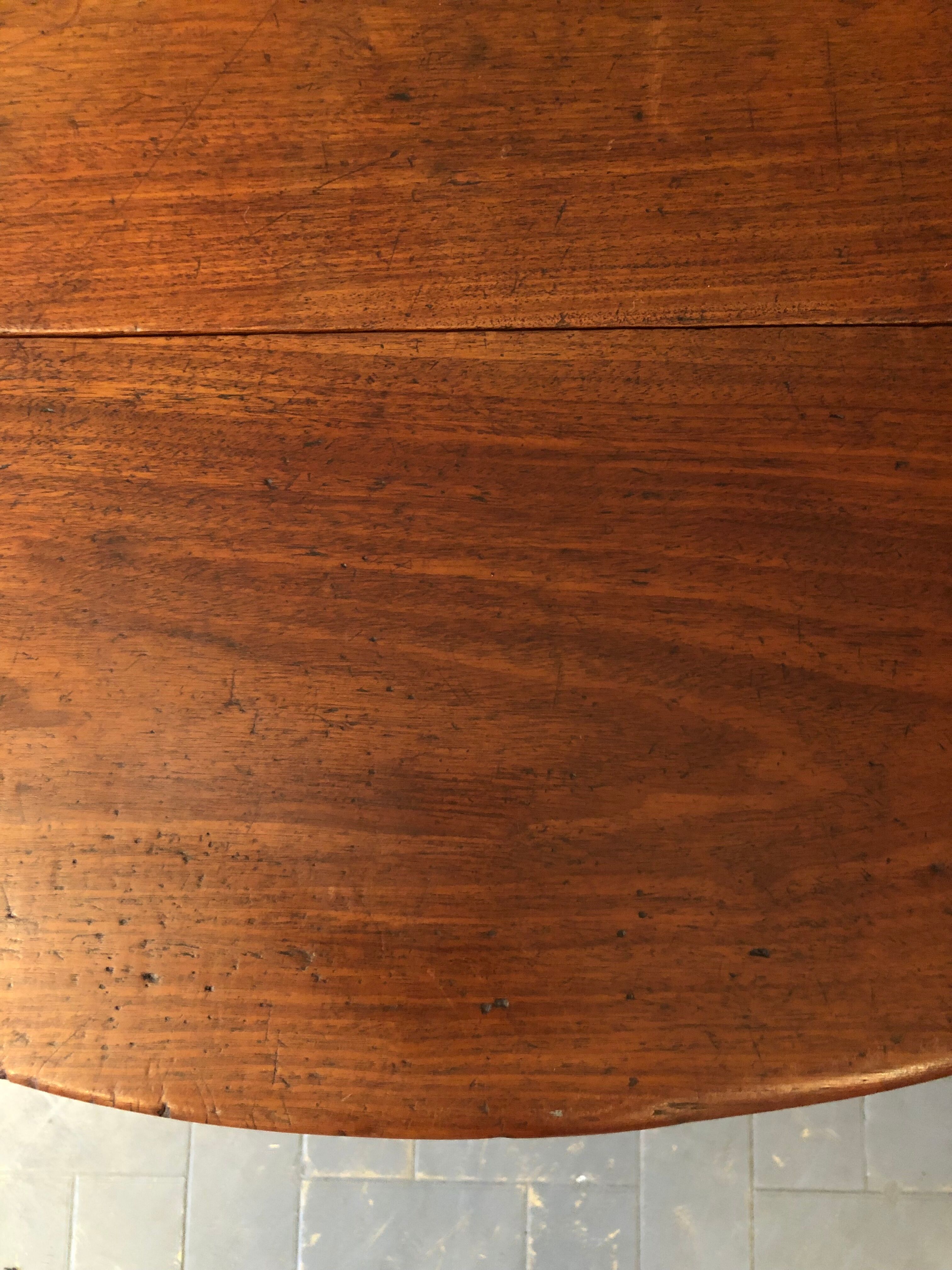 Round table with flaps diameter 97 cm