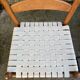 Set de 4 chaises dossier échelonné et assise tissée en coton blanc