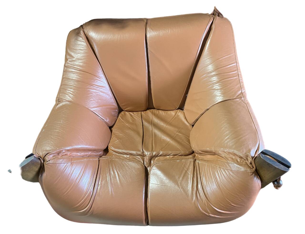 Percival lafer mp-211 sofa set with two armchairs and an ottoman in leather.