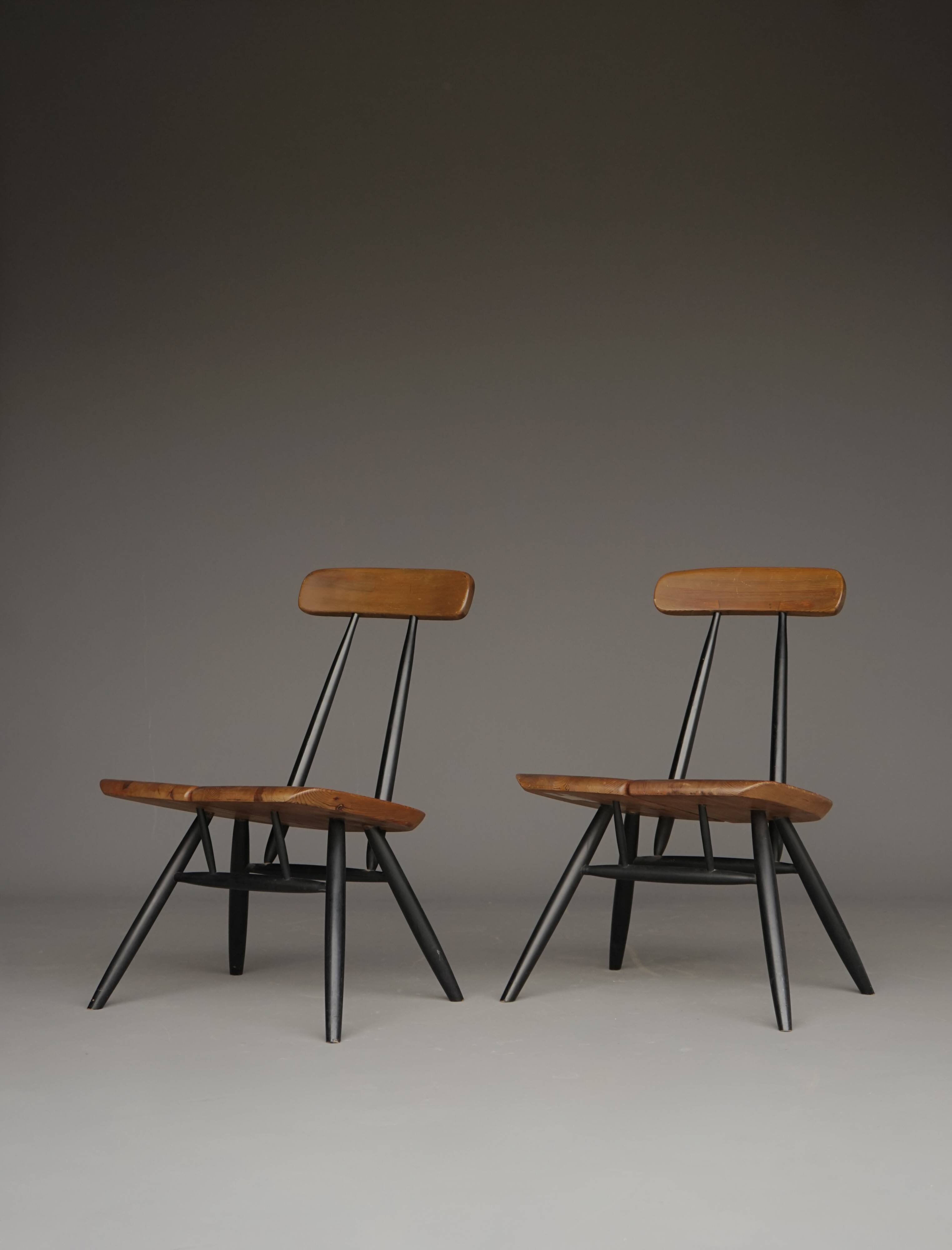 Chaises longues Pirkka par Ilmari Tapiovaara pour Laukaan Puu. Lot de 2