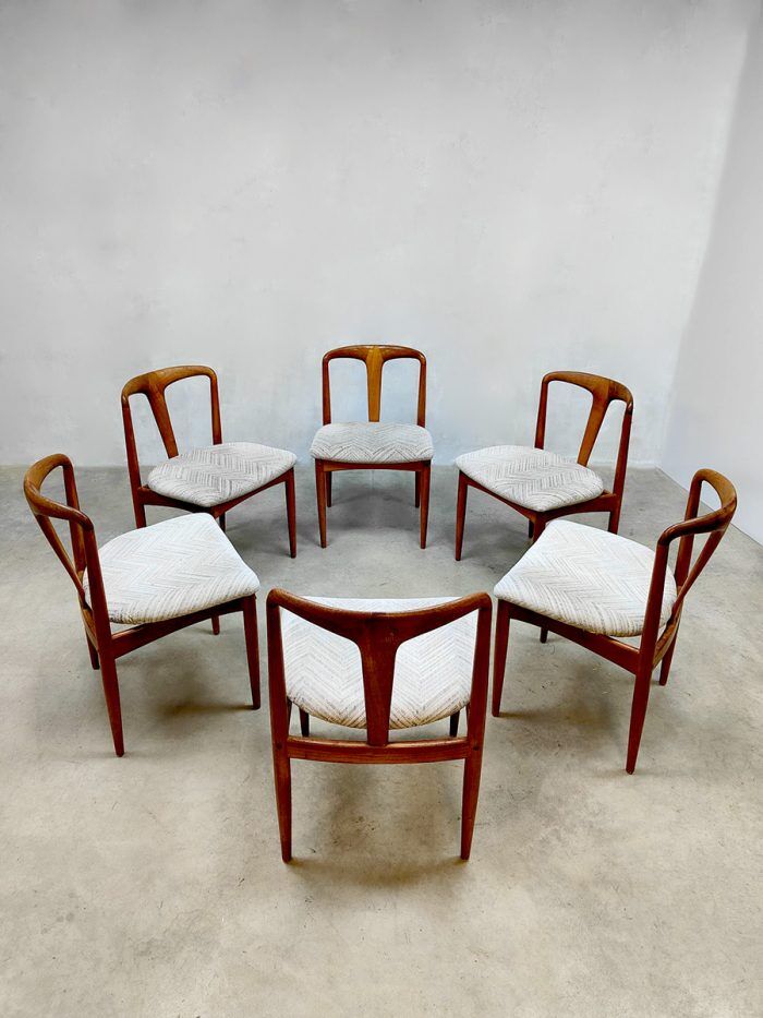 Set of 6 dining chairs 'Juliane' Johannes Andersen for Uldum